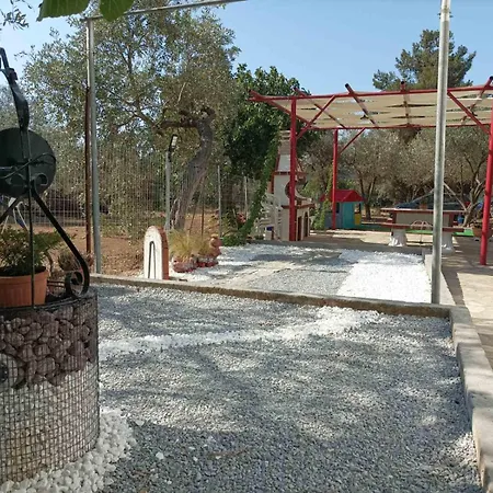 Ktima Alexandros فيلة بوتوس
