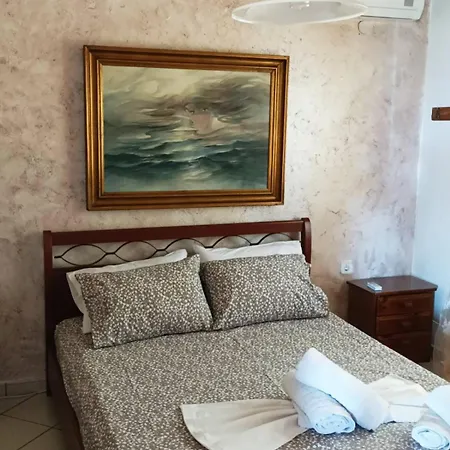 Ktima Alexandros * Potos