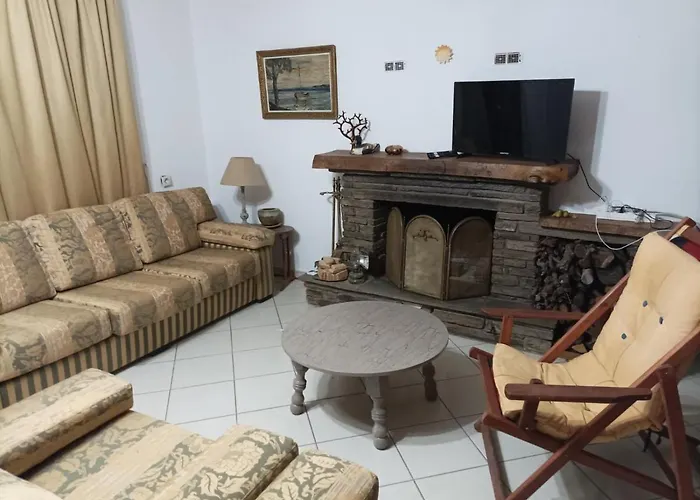Ktima Alexandros فيلة بوتوس